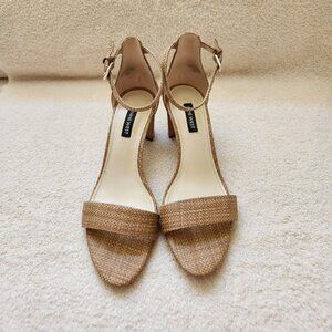 Nine West Strap Pruce Sandals Open Toe Neutral Beige Rattan Size 7.5